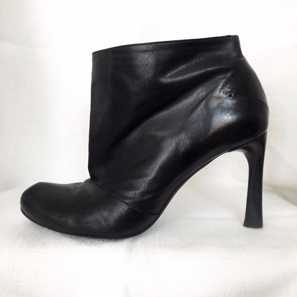 CoSTUME NATIONAL Ankle Boots black leather 6.5